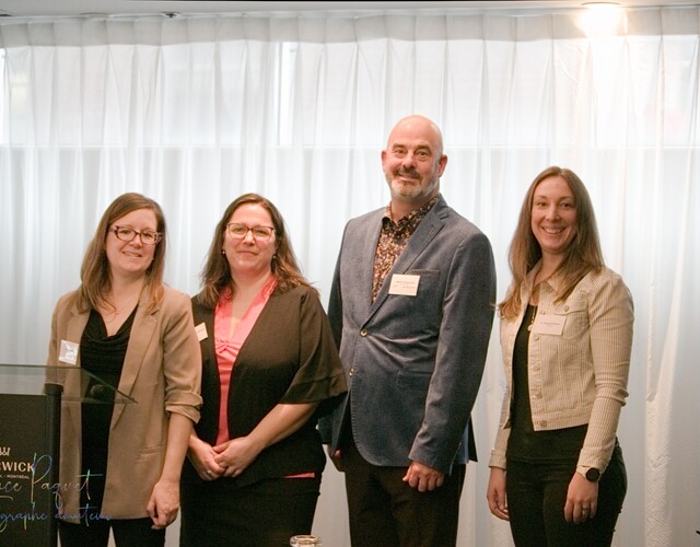 Colloque ACMDPQ - 23 février 2024 : Mme Julie Rodrigue ACIIQ, Mme Marie-Andrée Périgny ACMQ, Dr Martin Arata ACMDPQ et Mme Josyane Giroux RSFQ